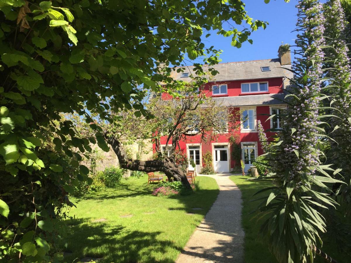 L'Ermitage Panzió Saint-Vaast-la-Hougue Kültér fotó